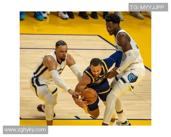 勇士创历史73胜纪录对决灰熊展现篮球巅峰对抗魅力